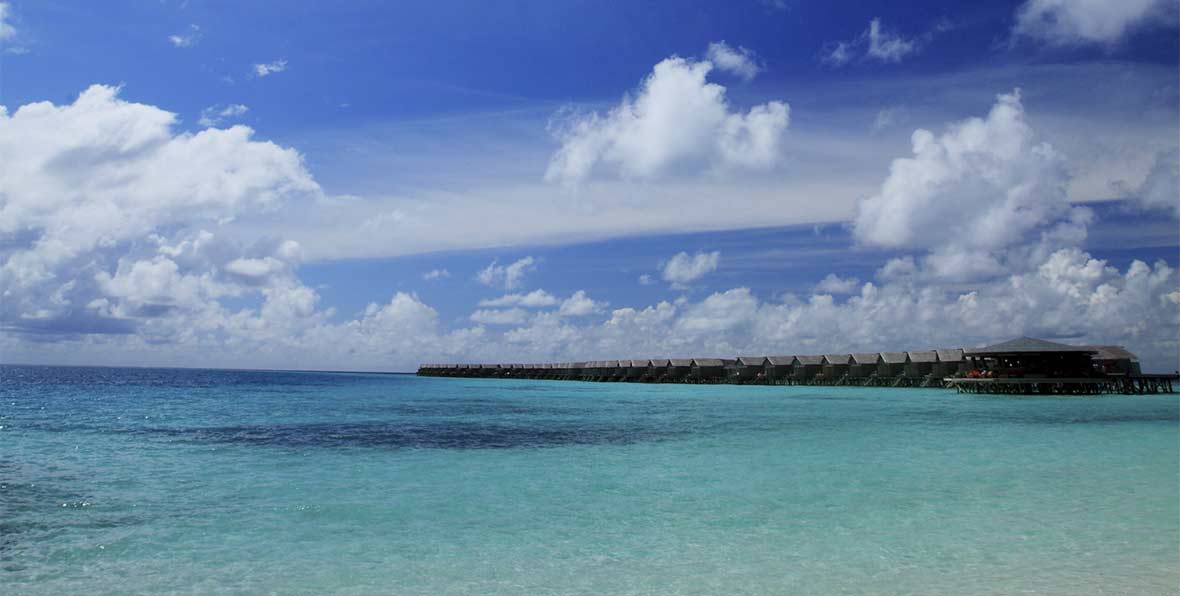 Centara Ras Fushi Resort Maldivas - arenatours.com