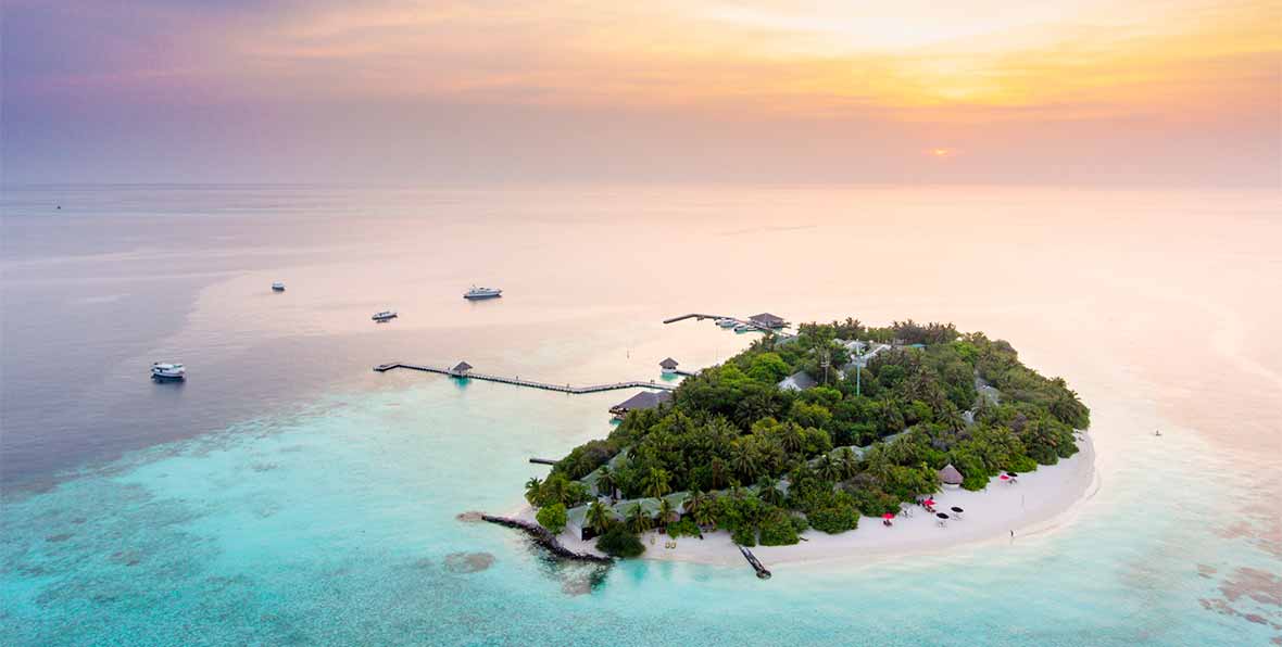 Eriyadu Island Resort Maldives - arenatours.com