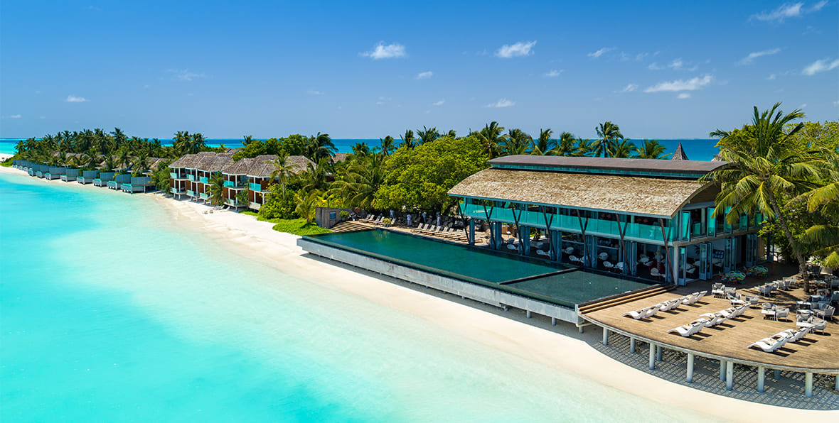 Kuramathi Island Resort Maldives - arenatours.com