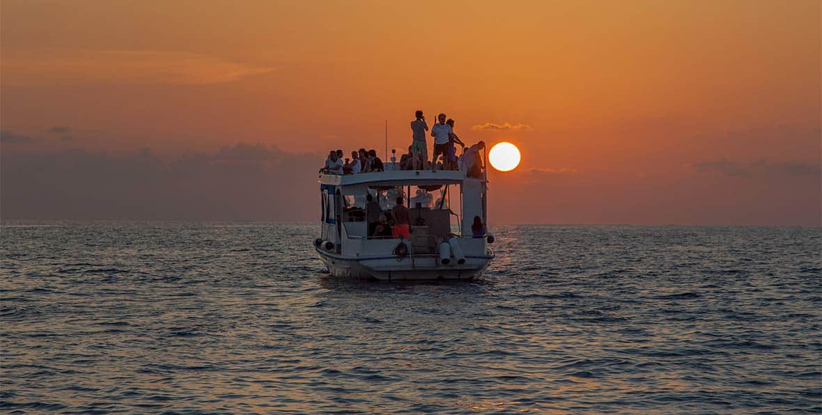 Meeru Island Resort And Spa Maldives - arenatours.com