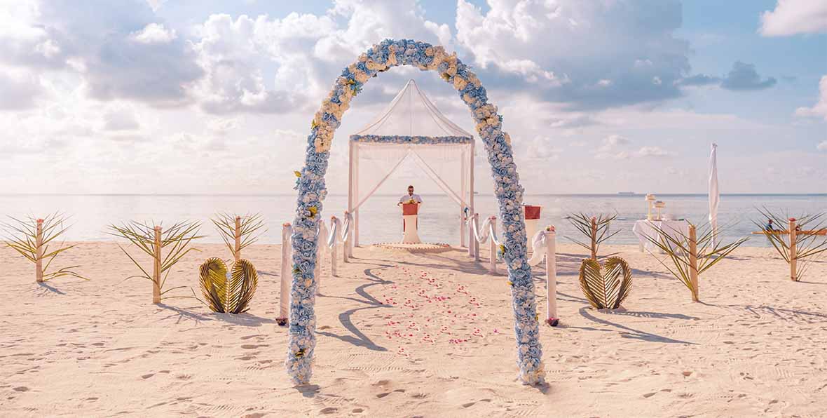 Sun Siyam Olhuveli Wedding - arenatours.com