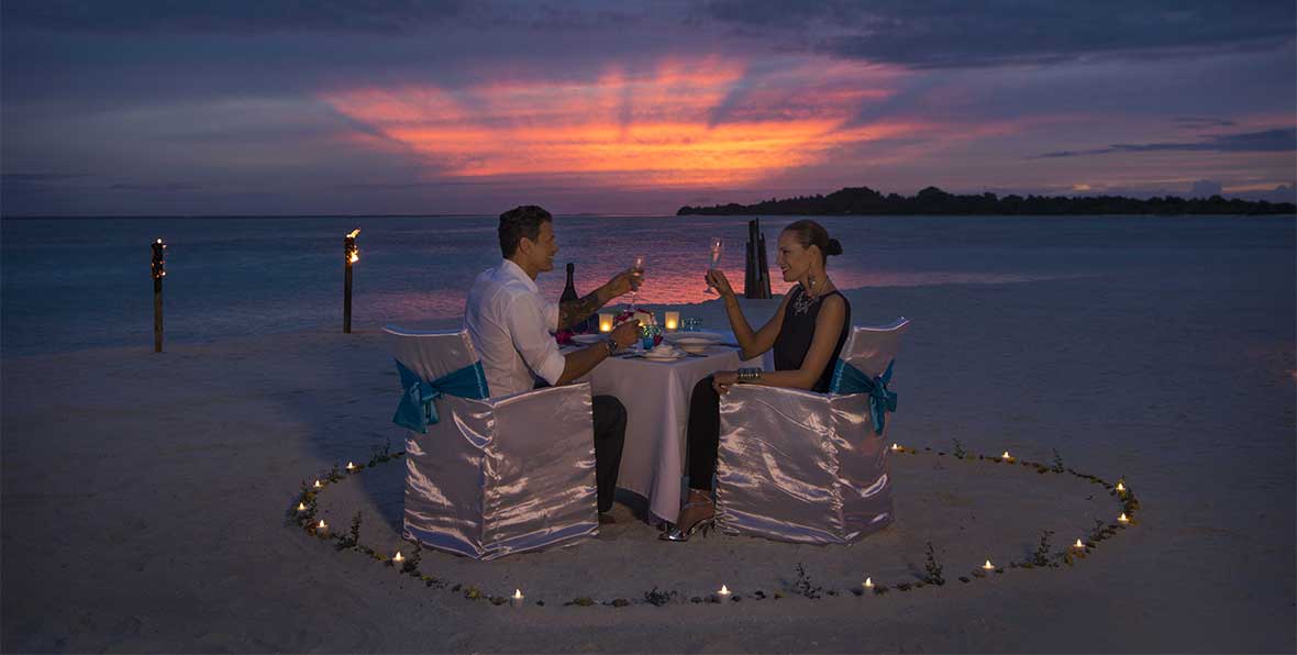 Cocoon Maldives Romantic Dinner - arenatours.com