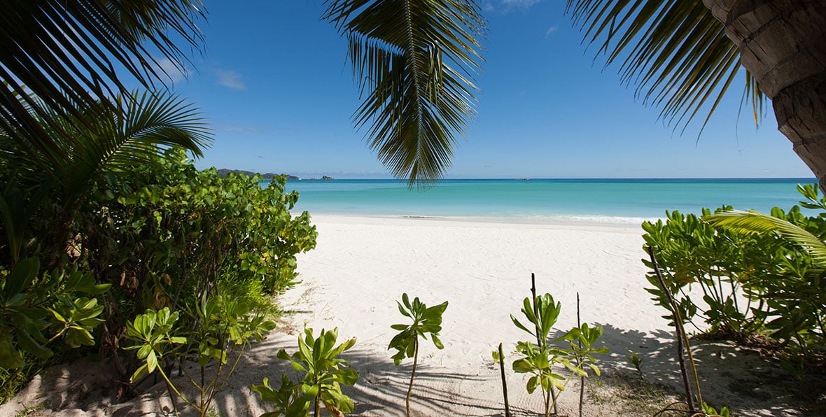 Acajou Beach Grounds Courtesy Paul Turcotte - arenatours.com