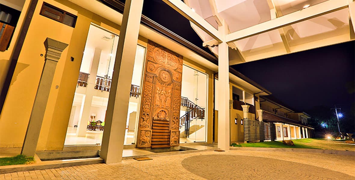 Rajarata Hotel Sri Lanka - arenatours.com