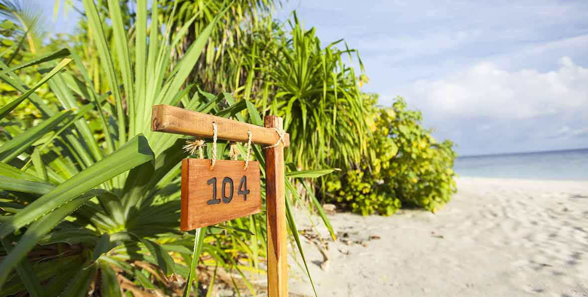 H Outrigger Konotta Maldives Resort Exterior Shoreline - arenatours.com