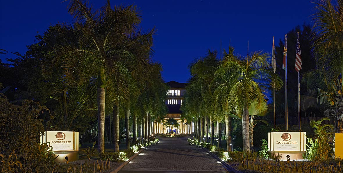 entrada DoubleTree Resort by Hilton Seychelles