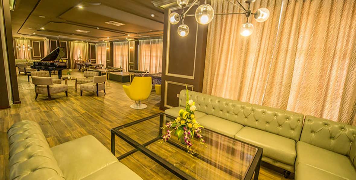 Rose Garden Hotel Yangon Veranda Bar - arenatours.com