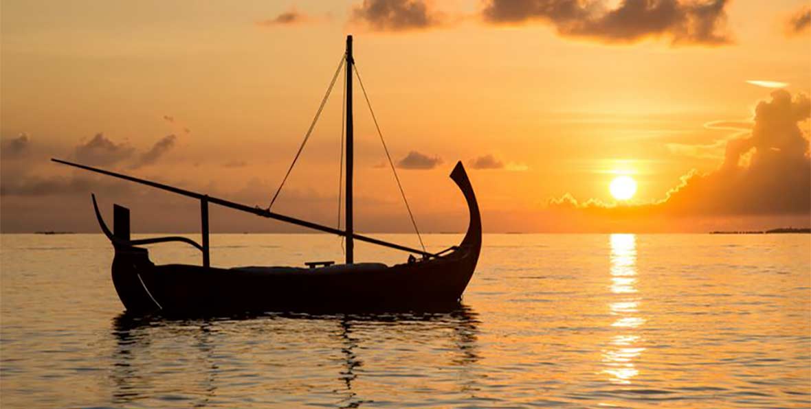 Crucero al atardecer o bajo las estrellas