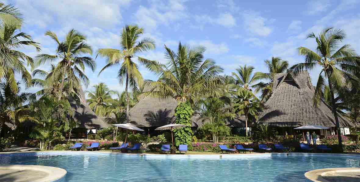 Breeze Beach Club Spa Zanzibar - arenatours.com