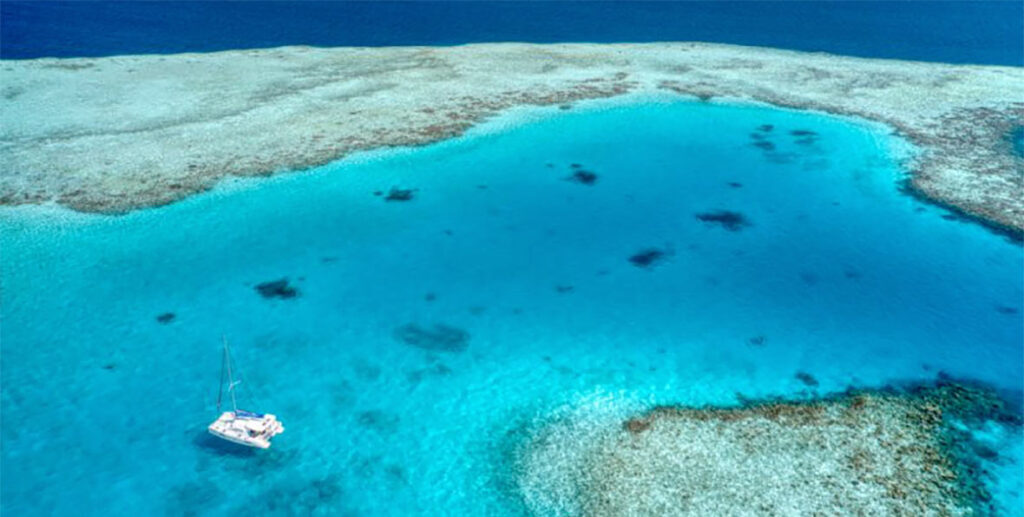 baglioni-resort-maldives-catamaran---