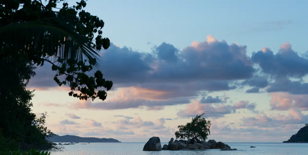 Raffles Seychelles - arenatours.com -