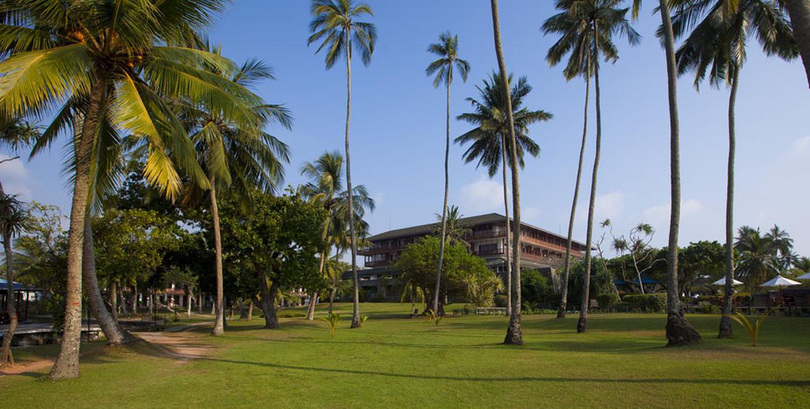 Bentota Beach Hotel - arenatours.com